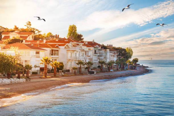 Plajlar Dinlenmek İçindir