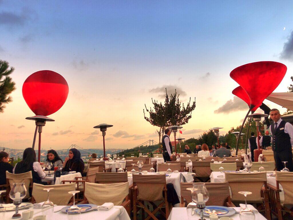 Sunset Grill & Bar