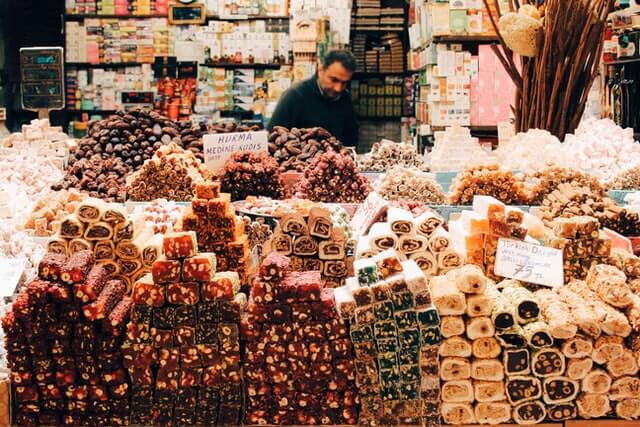 Spice Bazaar: History, How To Visit And More 9