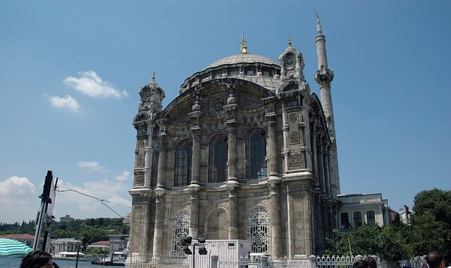 Ortakoy Mosque: History, Significance and How to Visit 6