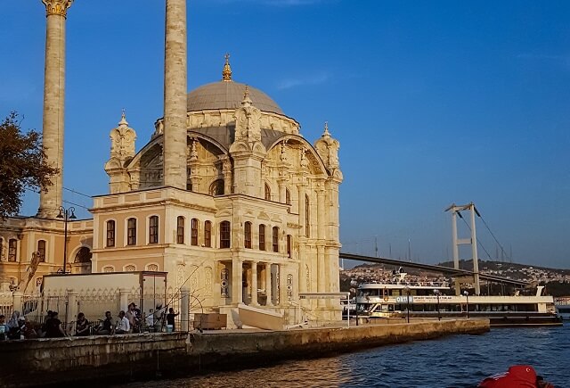 Ortakoy Mosque: History, Significance and How to Visit 7