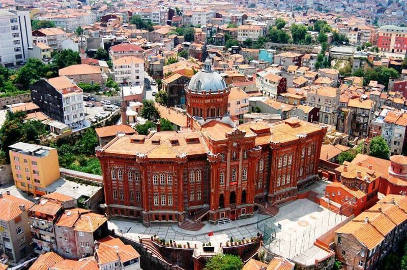 Fener Rum Erkek Lisesi (Kırmızı Kale - Kırmızı Okul)