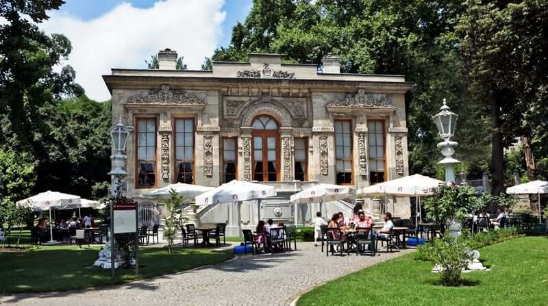 Discover Besiktas (Things to do and see + Insider tips) 19 Discover Besiktas (Things to do and see + Insider tips) 23