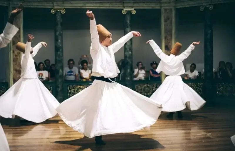 Whirling Dervishes Ceremonies in Istanbul + 2 Places that you must see 5