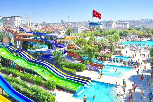 İstanbul Su Parkları