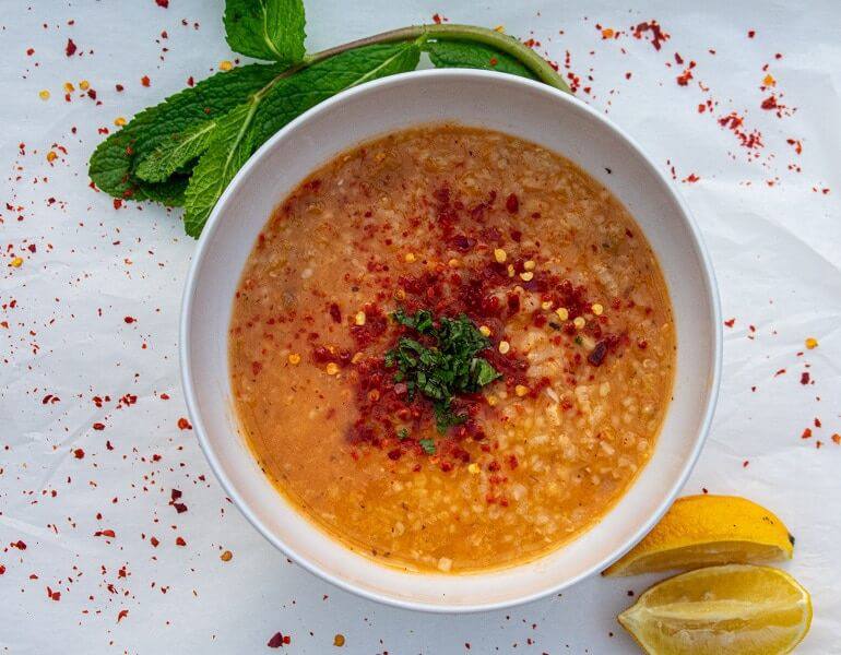 Turkish Ezogelin Soup Recipe: Easy & Homemade