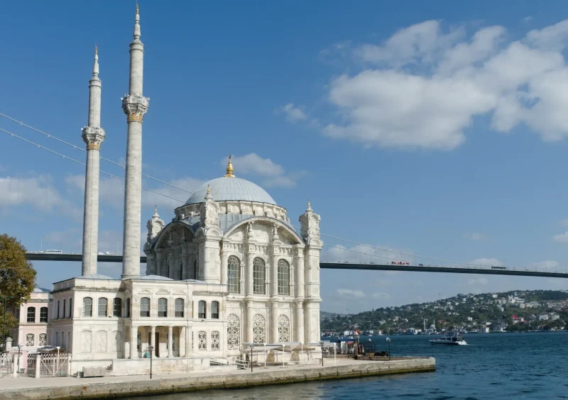 10 Istanbul Famous Buildings 13