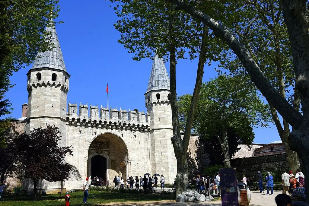 The twin-towered Gate of Salutation, the main ticketed entrance to Topkapi Palace in Istanbul